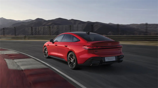 全新上汽奥迪A5L Sportback正式上市，限时臻享价25.99万元起
